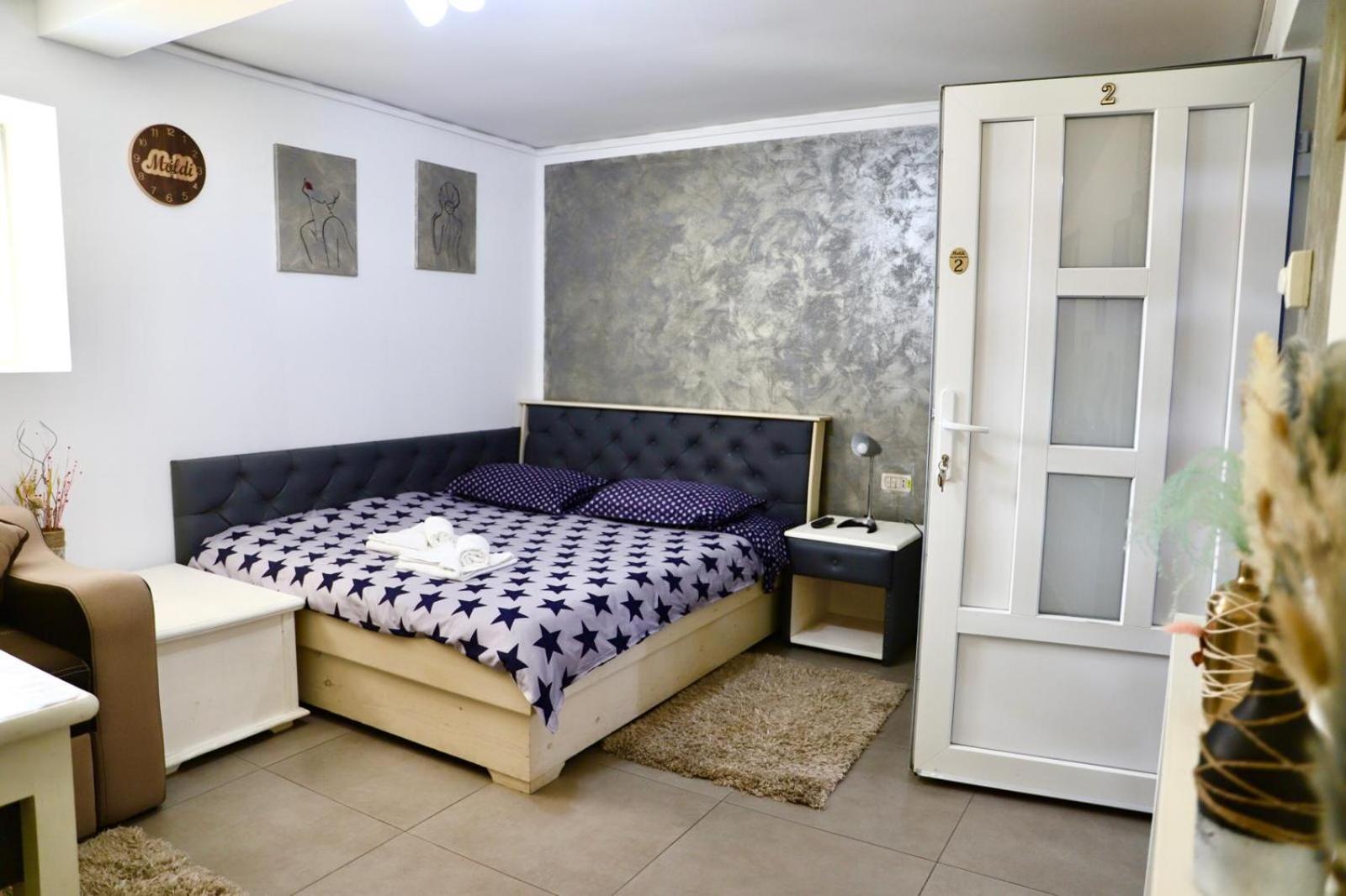 Cazare Moldi - Regim Hotelier Campulung Moldovenesc Exterior photo